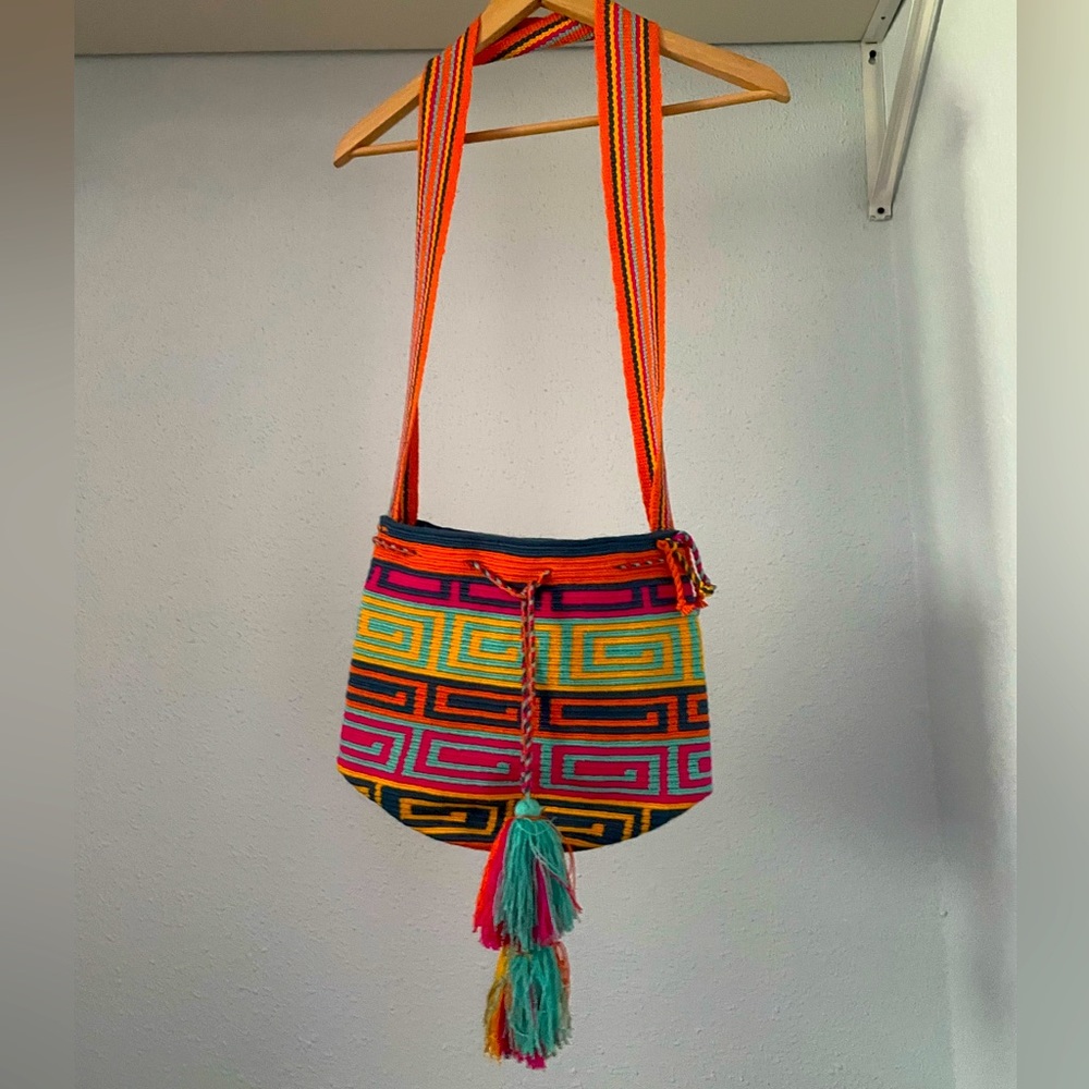 Woven Bucket Bag
